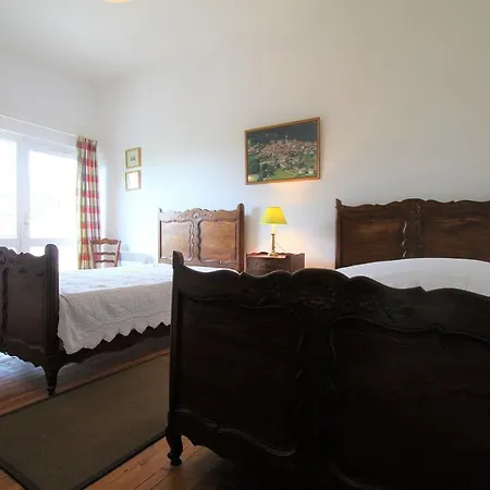 Maison Spacieuse Avec Grande Cour Et Terrasse, Parfait Pour Familles, Proche St-paulien Et Allegre. - Fr-1-582-306 * Vernassal