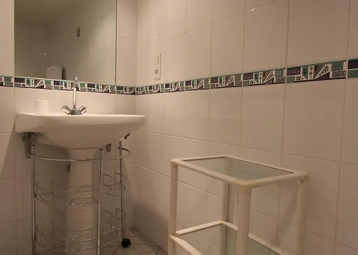 Maison Spacieuse Avec Grande Cour Et Terrasse, Parfait Pour Familles, Proche St-paulien Et Allegre. - Fr-1-582-306 Feriehus *